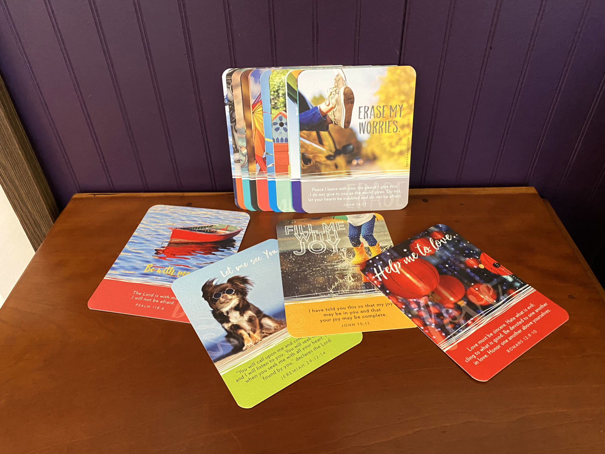 20 Simple Prayers Postcard Set & Stand - Image 7